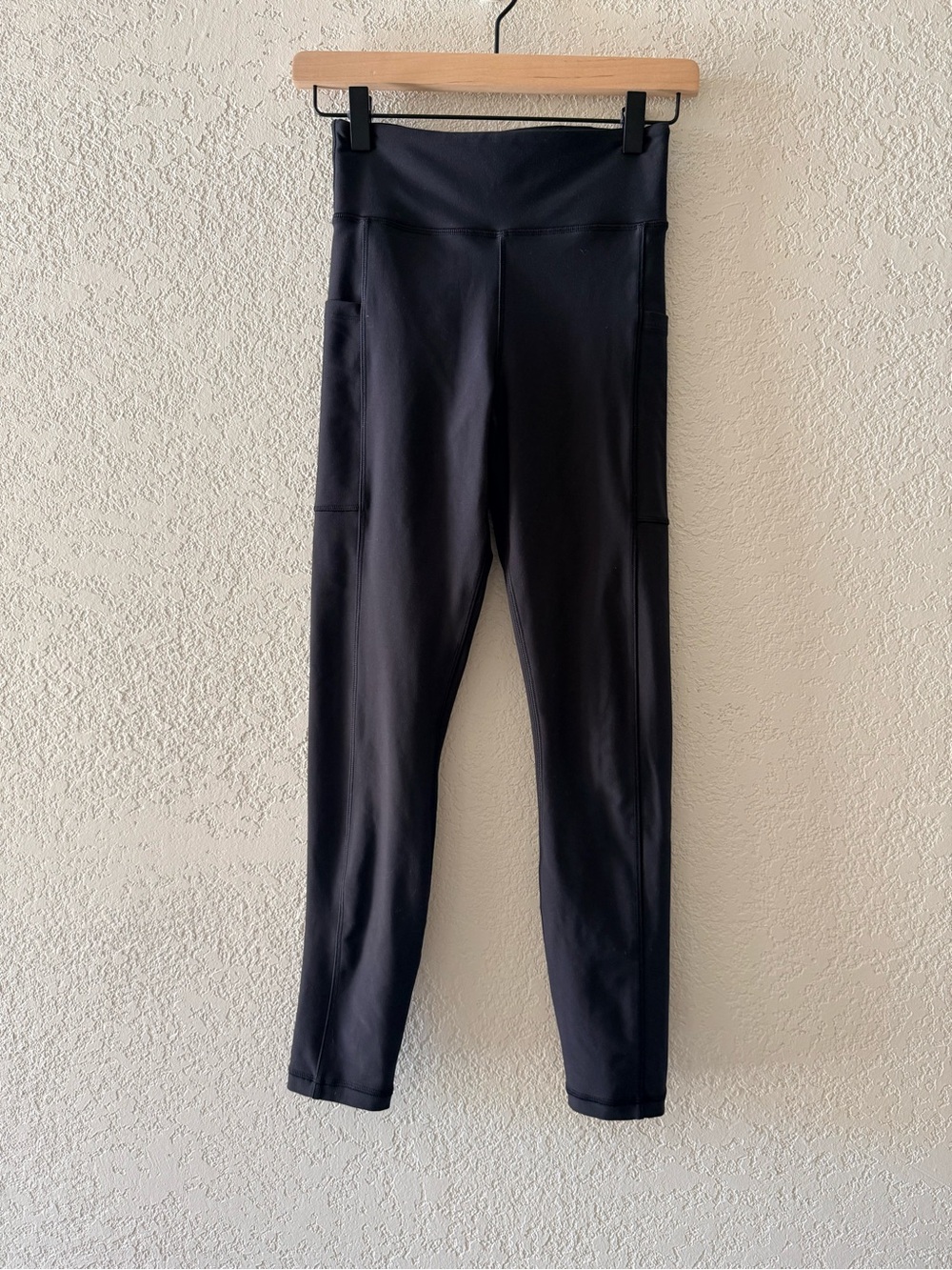 JOHNNY WAS Bee Active Black Athletic Lounge Leggings Size Small